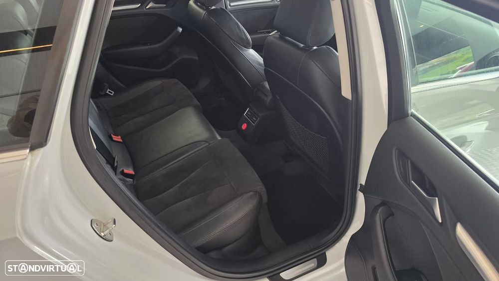 Audi A3 Sportback 1.6 TDI S-line - 48