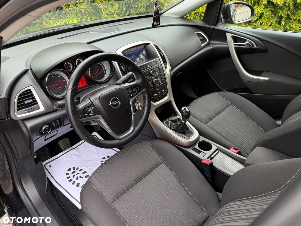 Opel Astra 1.7 CDTI DPF Active - 11