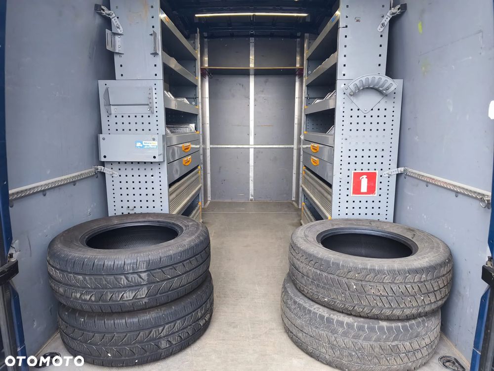 Mercedes-Benz Sprinter 906.235 - 6