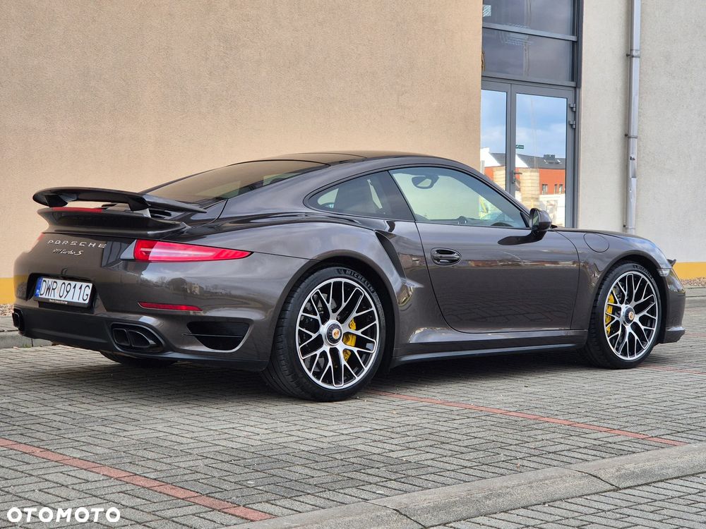 Porsche 911 Turbo S - 22
