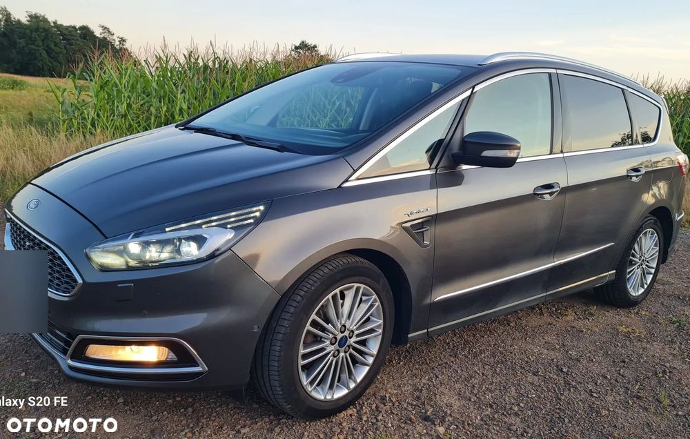 Ford S-Max - 12