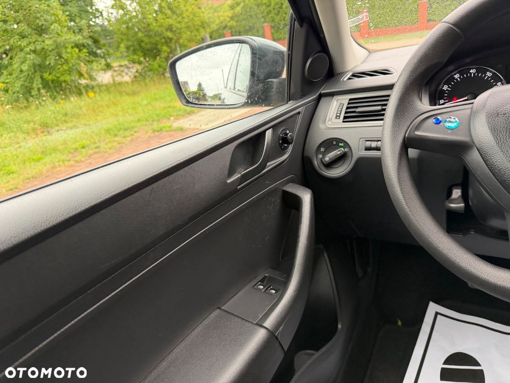 Skoda RAPID 1.2 TSI (Green tec) Emotion Plus - 23