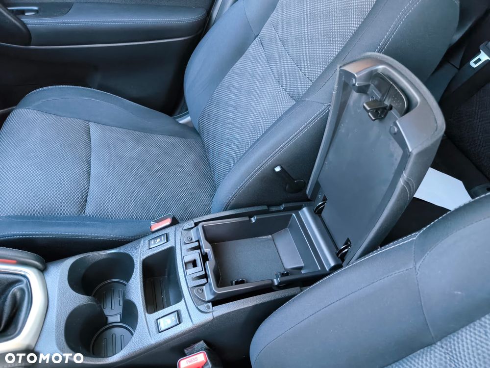 Nissan Qashqai 1.5 dCi Visia - 36