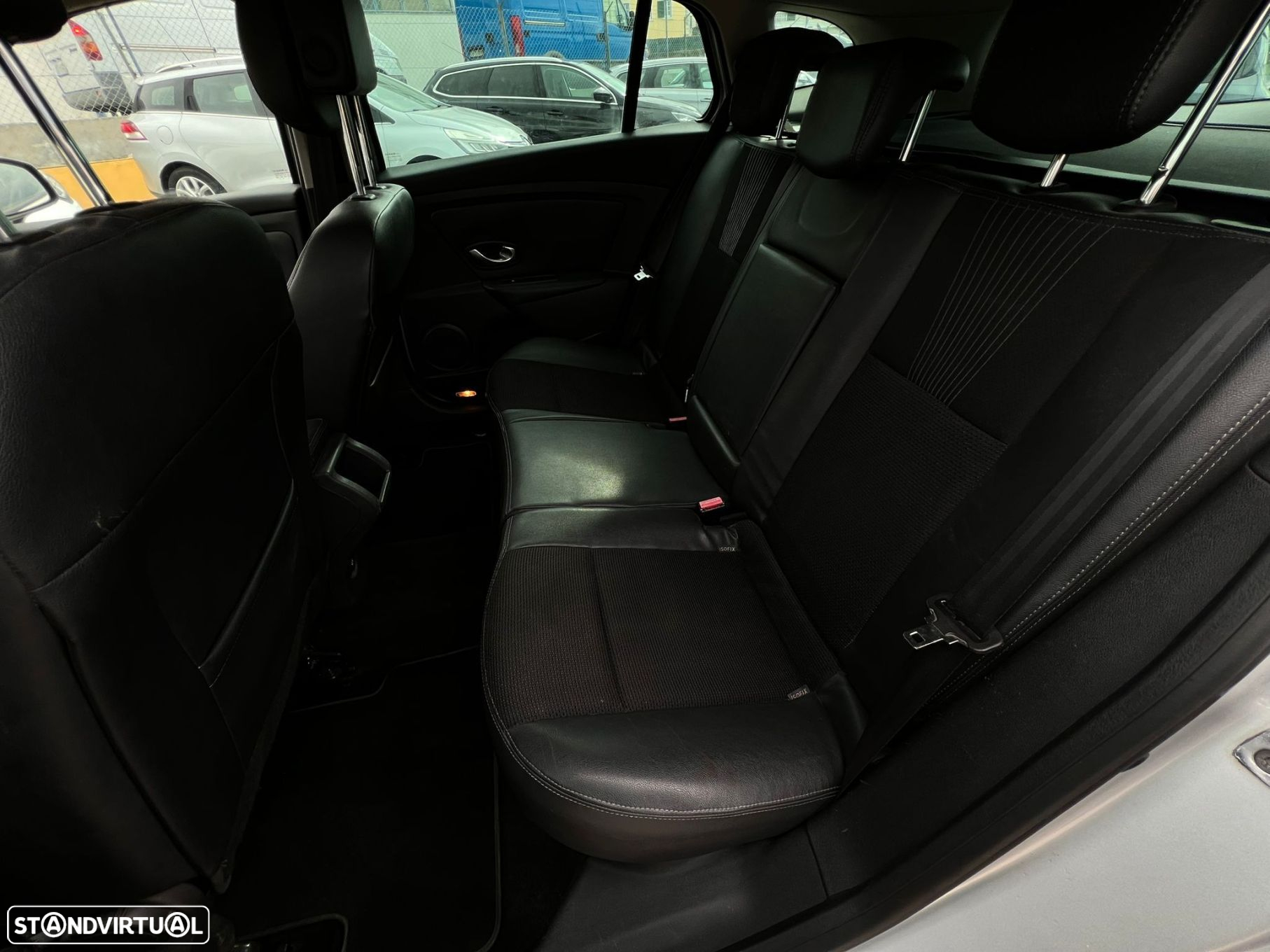 Renault Mégane Sport Tourer 1.5 dCi Dynamique - 17