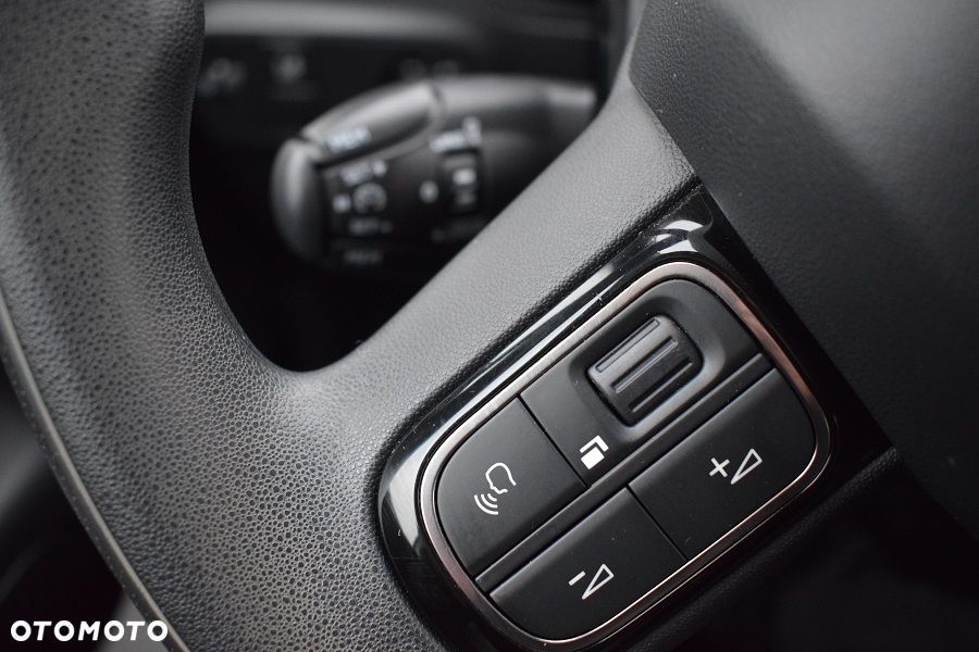 Citroën C3 Pure Tech 110 S&S ELLE ONLINE EDITION - 23