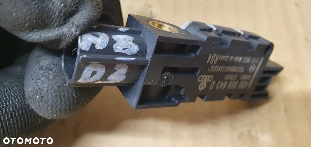Czujnik sensor uderzeniowy Airbag Audi A8 D3 4B0959643A - 6