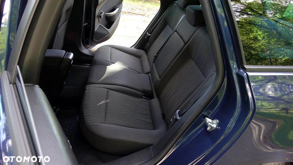 Opel Astra - 9