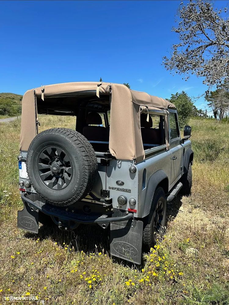 Land Rover Defender 90 2.4 CRD S - 12