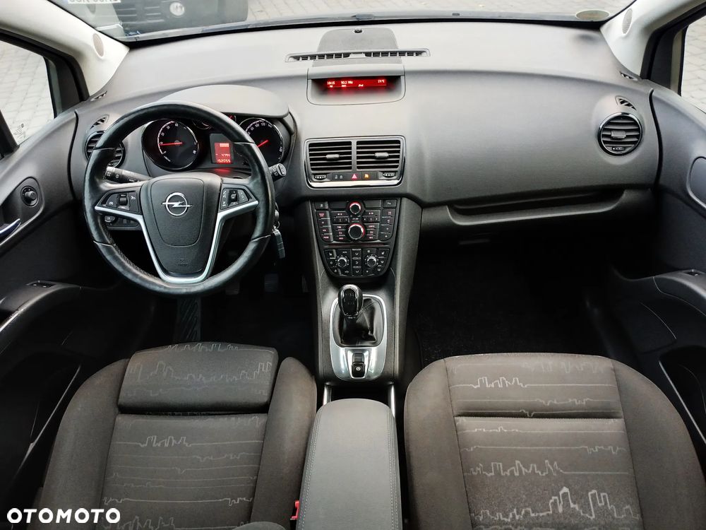 Opel Meriva - 17