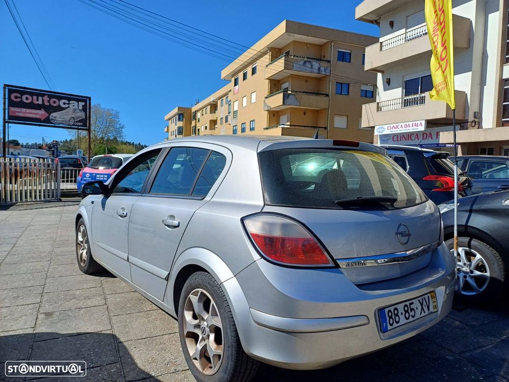 Opel Astra 1.7 CDTI Cosmo M5 - 2