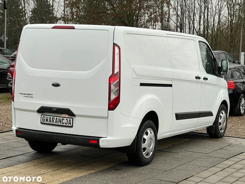 Ford TRANSIT CUSTOM - 9