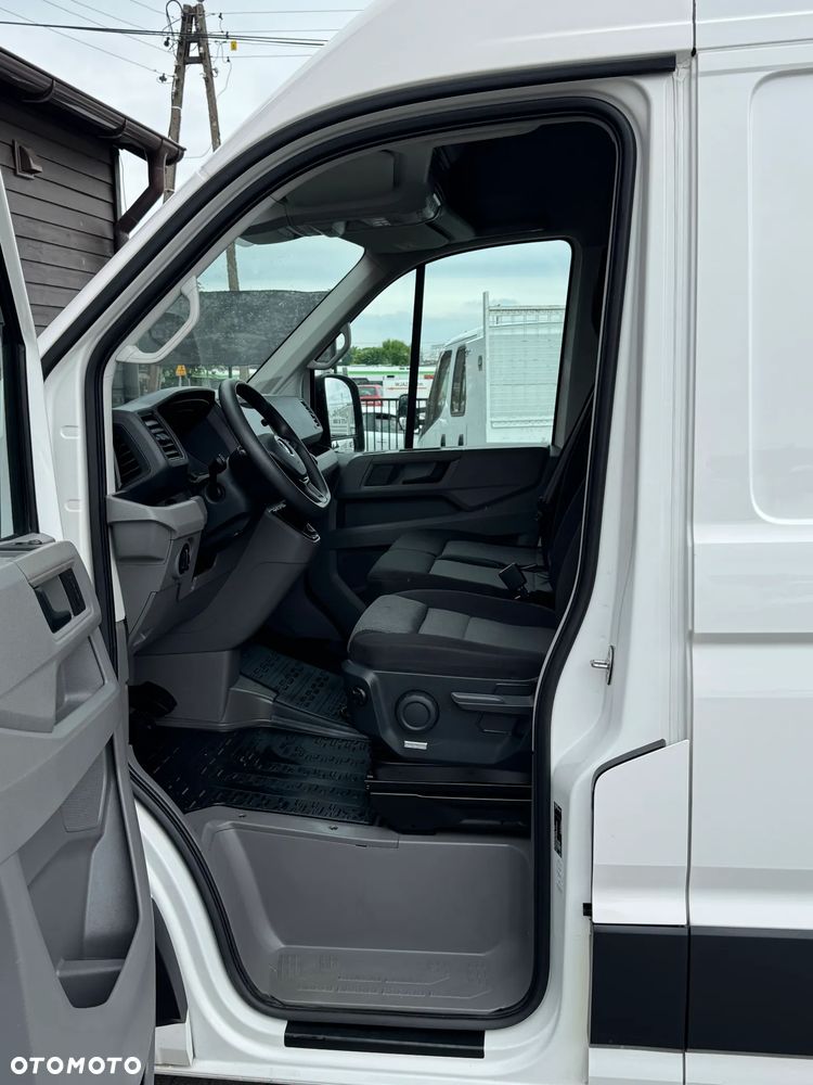Volkswagen CRAFTER - 14