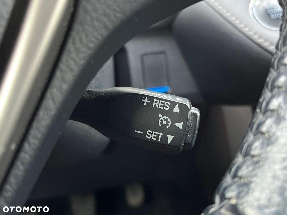 Toyota RAV4 2.0 D-4D Premium 4x2 - 30