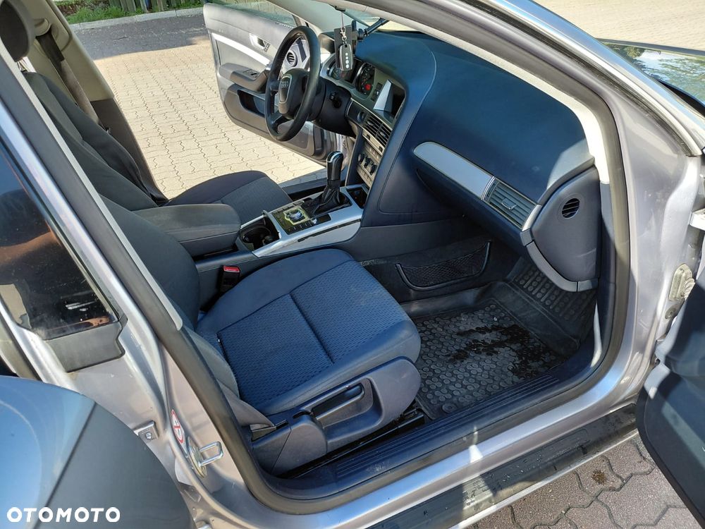 Audi A6 Limousine 2.4 - 10