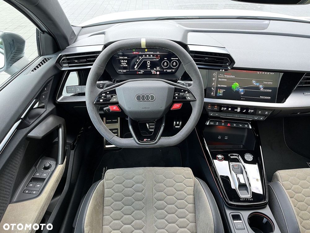 Audi RS3 Sportback TFSI Quattro S tronic - 17