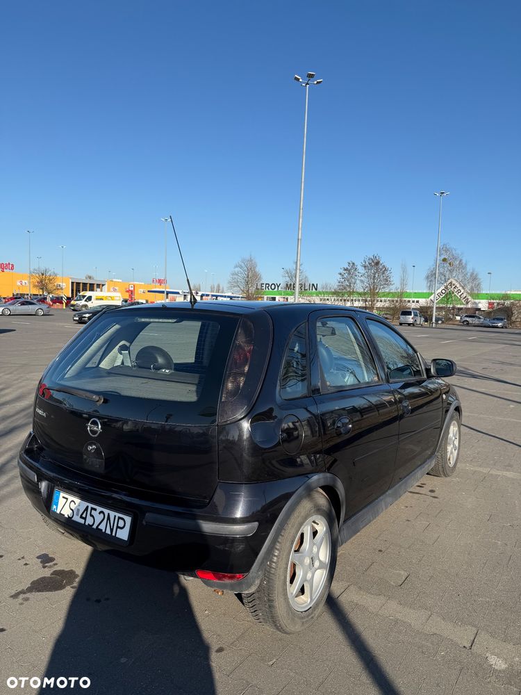 Opel Corsa 1.2 16V Enjoy - 3