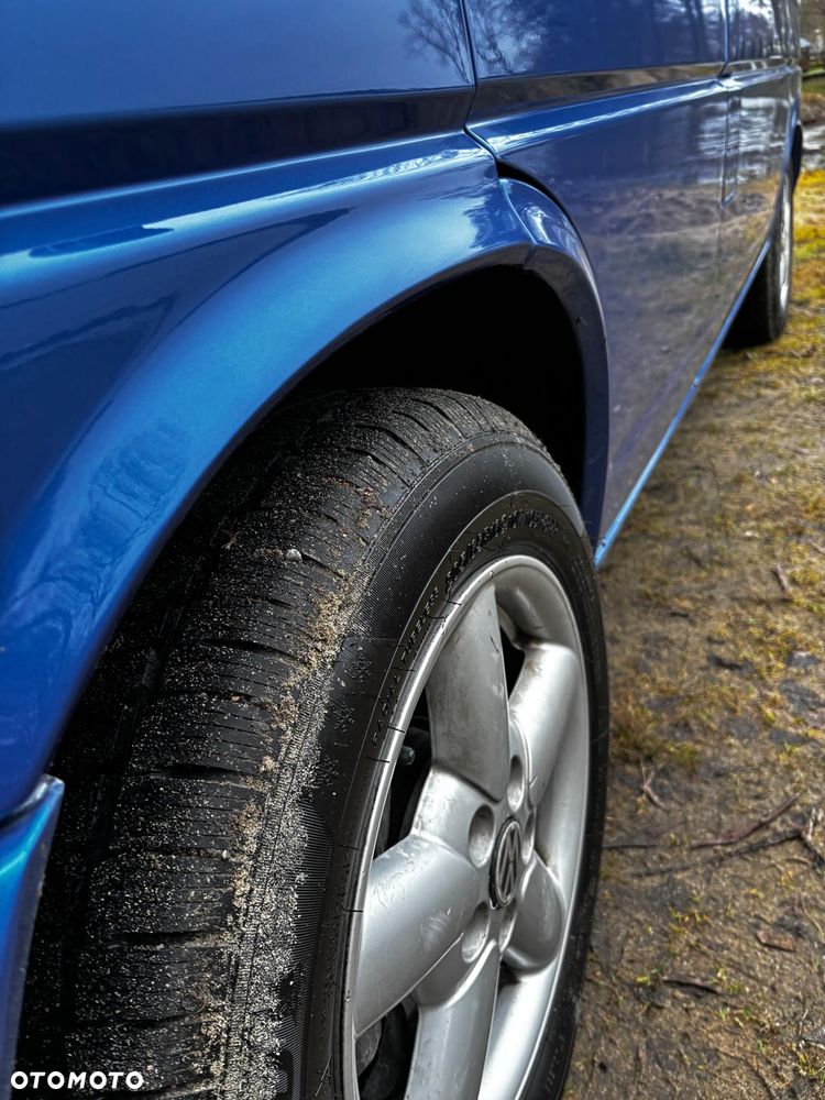 Volkswagen Multivan - 25