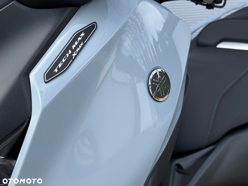 Yamaha X-max - 33