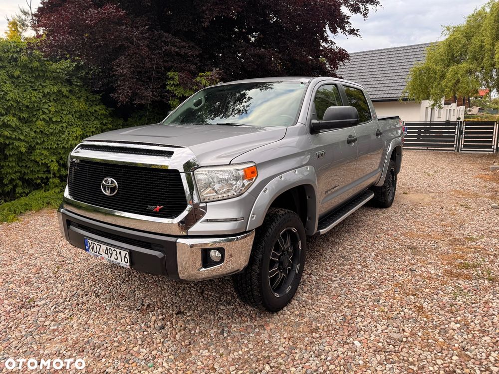 Toyota Tundra - 1