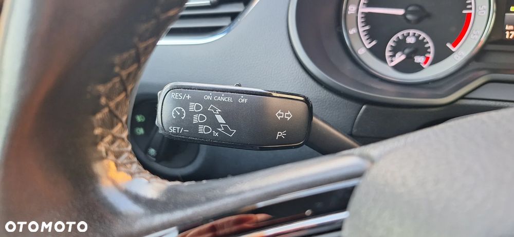 Skoda Octavia 2.0 TDI SCR Style DSG - 25