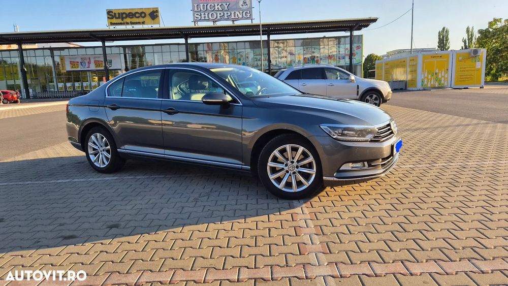 Volkswagen Passat 1.6 TDI SCR DSG Comfortline - 3