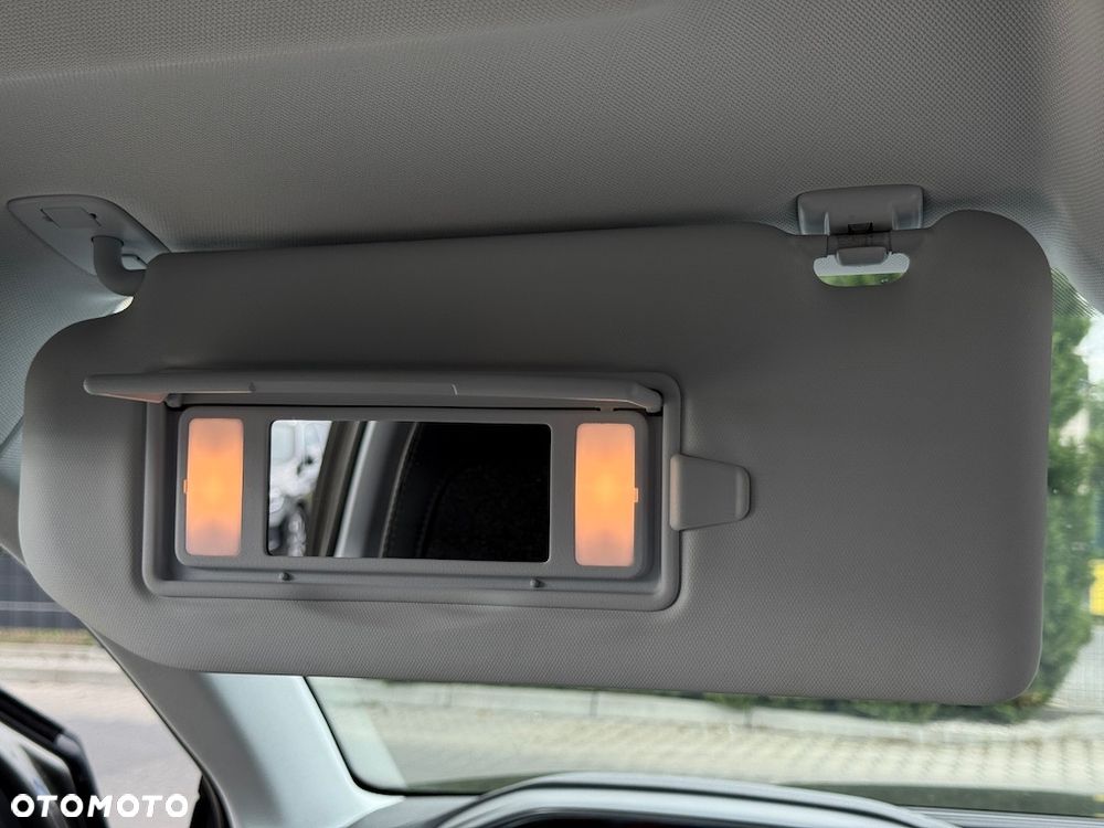Peugeot 3008 1.6 THP Allure S&S EAT6 - 19