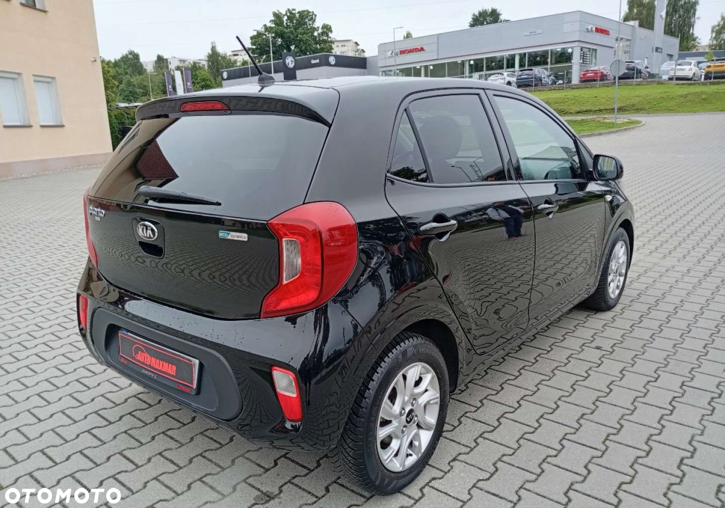 Kia Picanto - 9