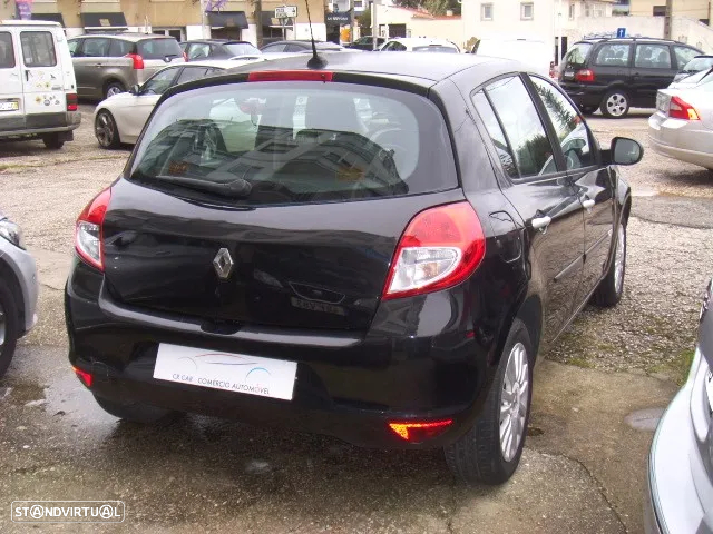 Renault Clio 1.2 16V Dynamique Luxe - 28