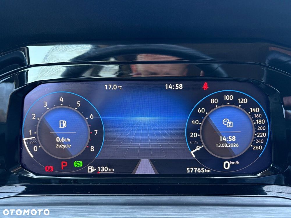 Volkswagen Golf 1.5 eTSI EVO Style DSG - 23