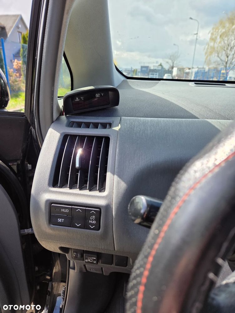 Toyota Prius+ (Hybrid) Executive - 14