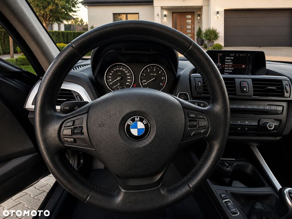 BMW Seria 1 114d - 12