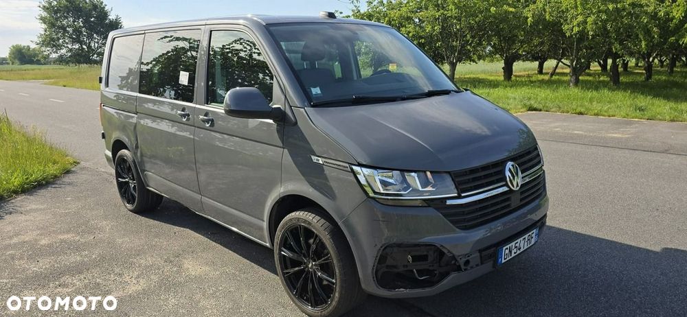 Volkswagen Transporter - 1
