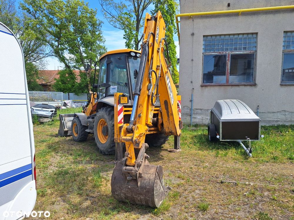 JCB 3Cx 4X4 - 7