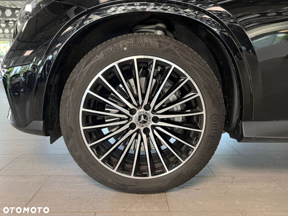 Mercedes-Benz GLC - 18