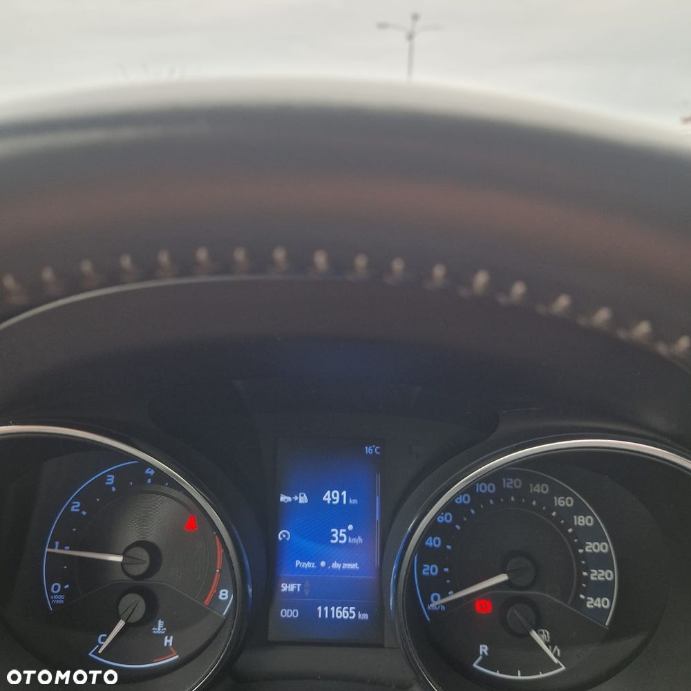 Toyota Auris 1.6 Premium - 13