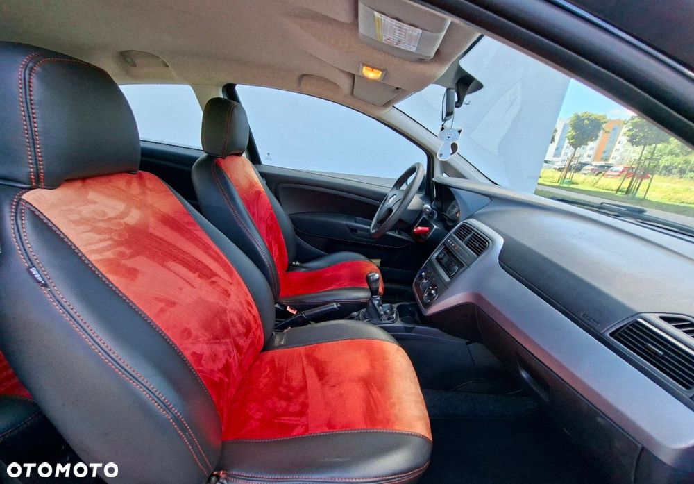 Fiat Grande Punto - 9