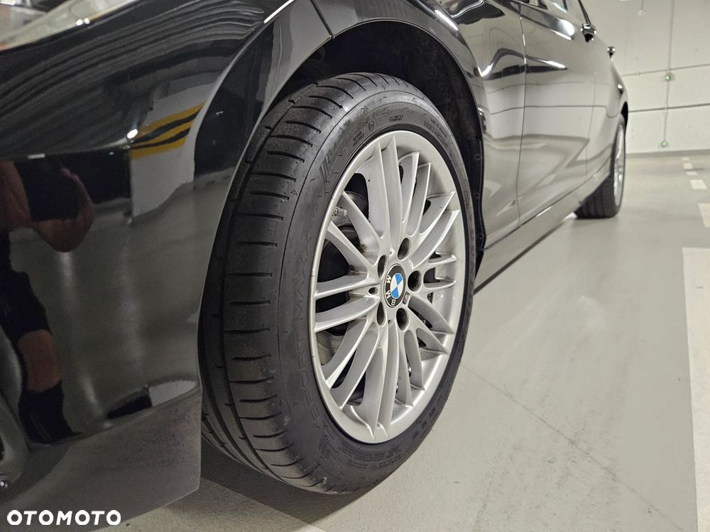 BMW Seria 1 120i Advantage sport - 13