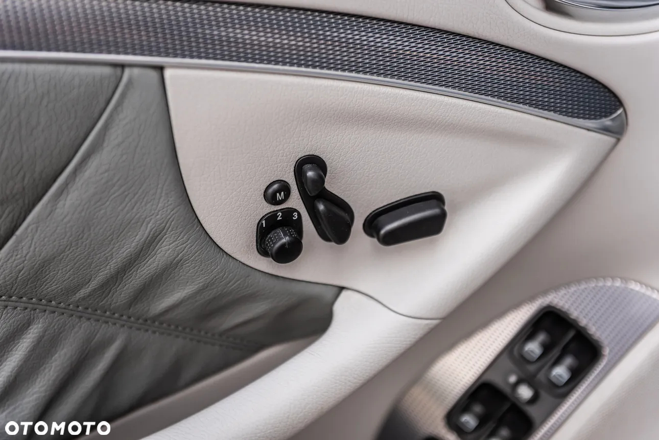 Mercedes-Benz CLK Cabrio 500 7G-TRONIC Avantgarde - 13