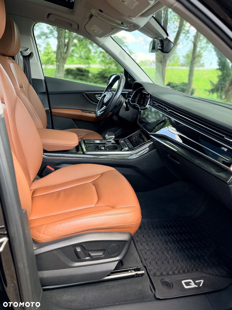 Audi Q7 55 TFSI quattro tiptronic - 10