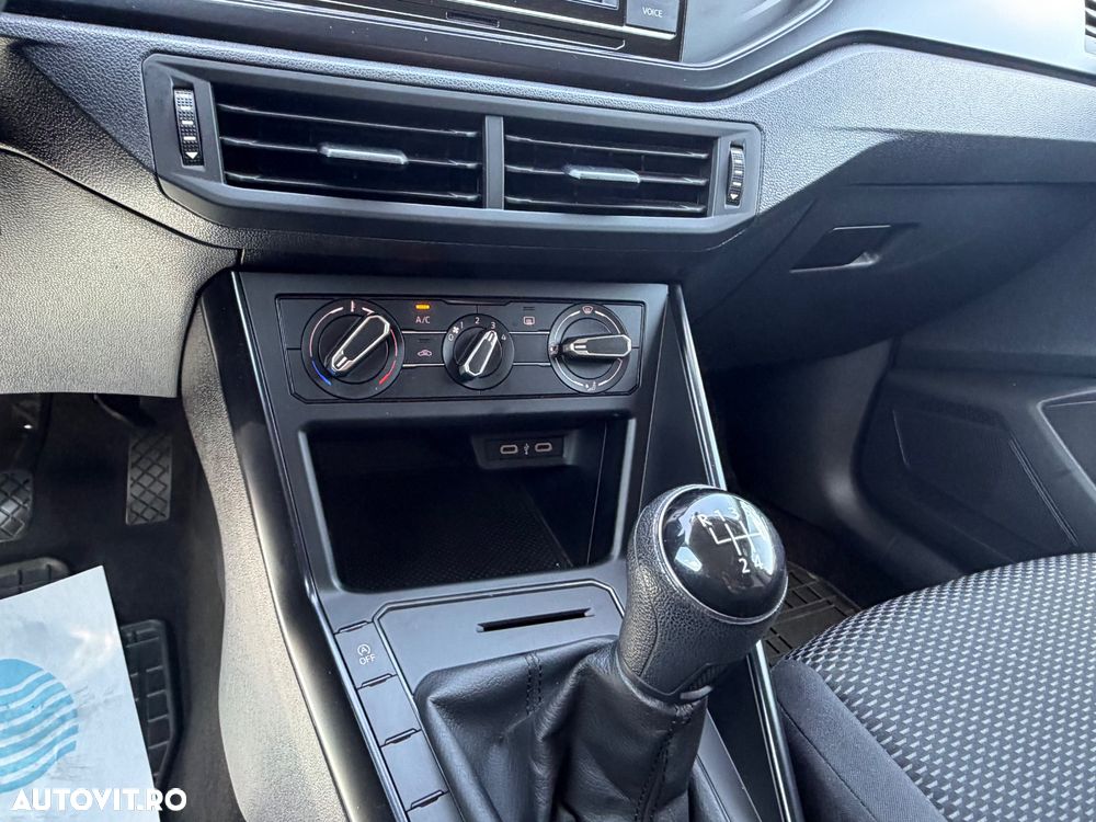 Volkswagen Polo - 21