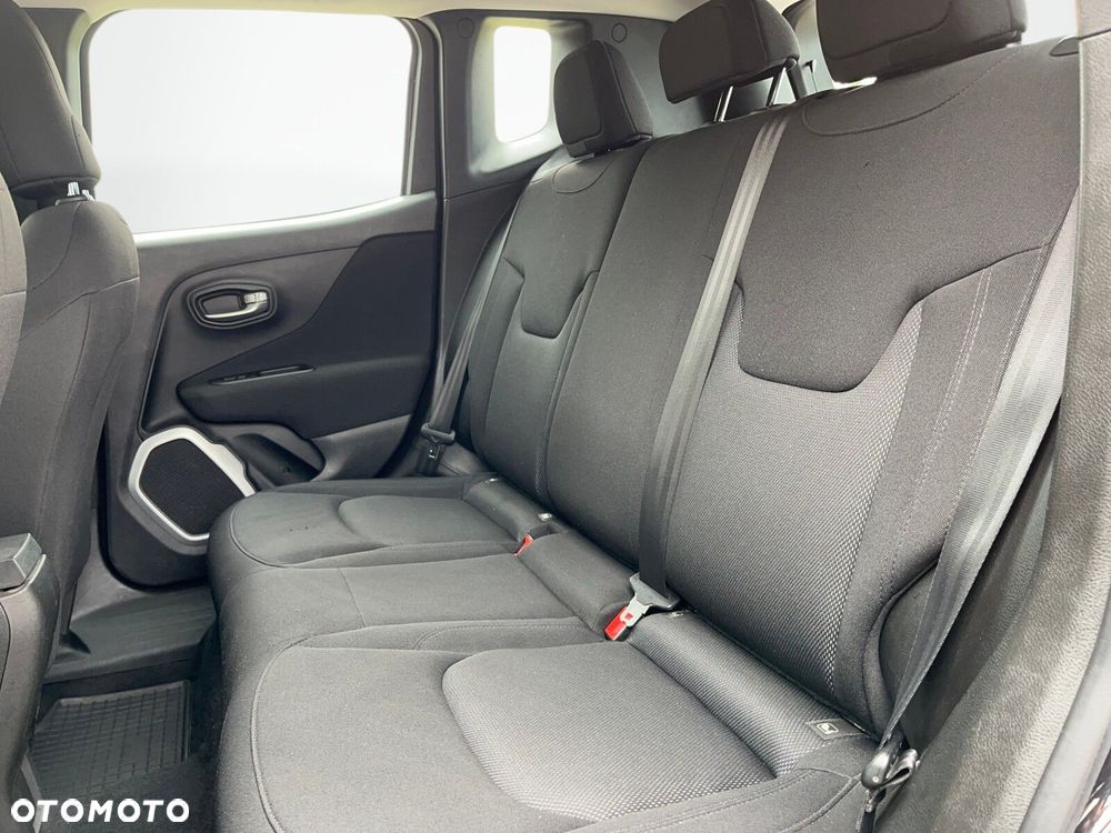 Jeep Renegade - 14