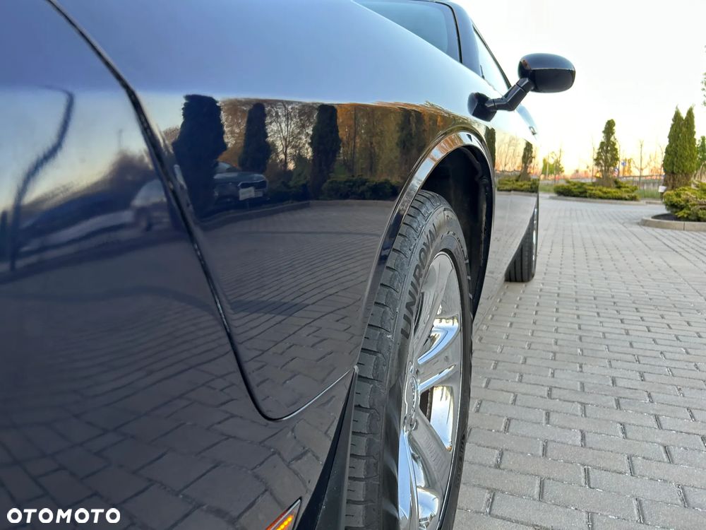 Dodge Challenger 3.5 SE - 21