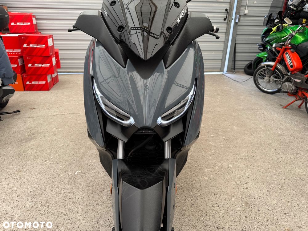 Yamaha X-max - 15