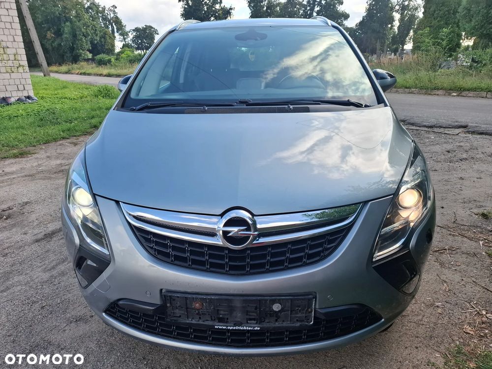 Opel Zafira Tourer 1.6 SIDI Turbo ecoFLEX Start/Stop Innovation - 2