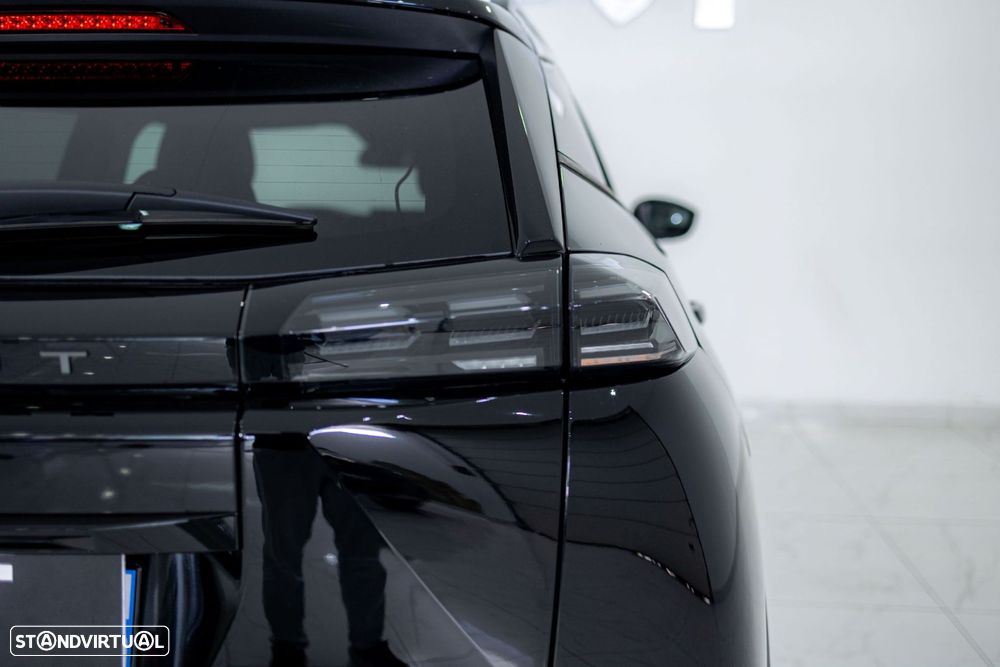 Peugeot 2008 1.2 Hybrid Allure e-DCS6 - 9