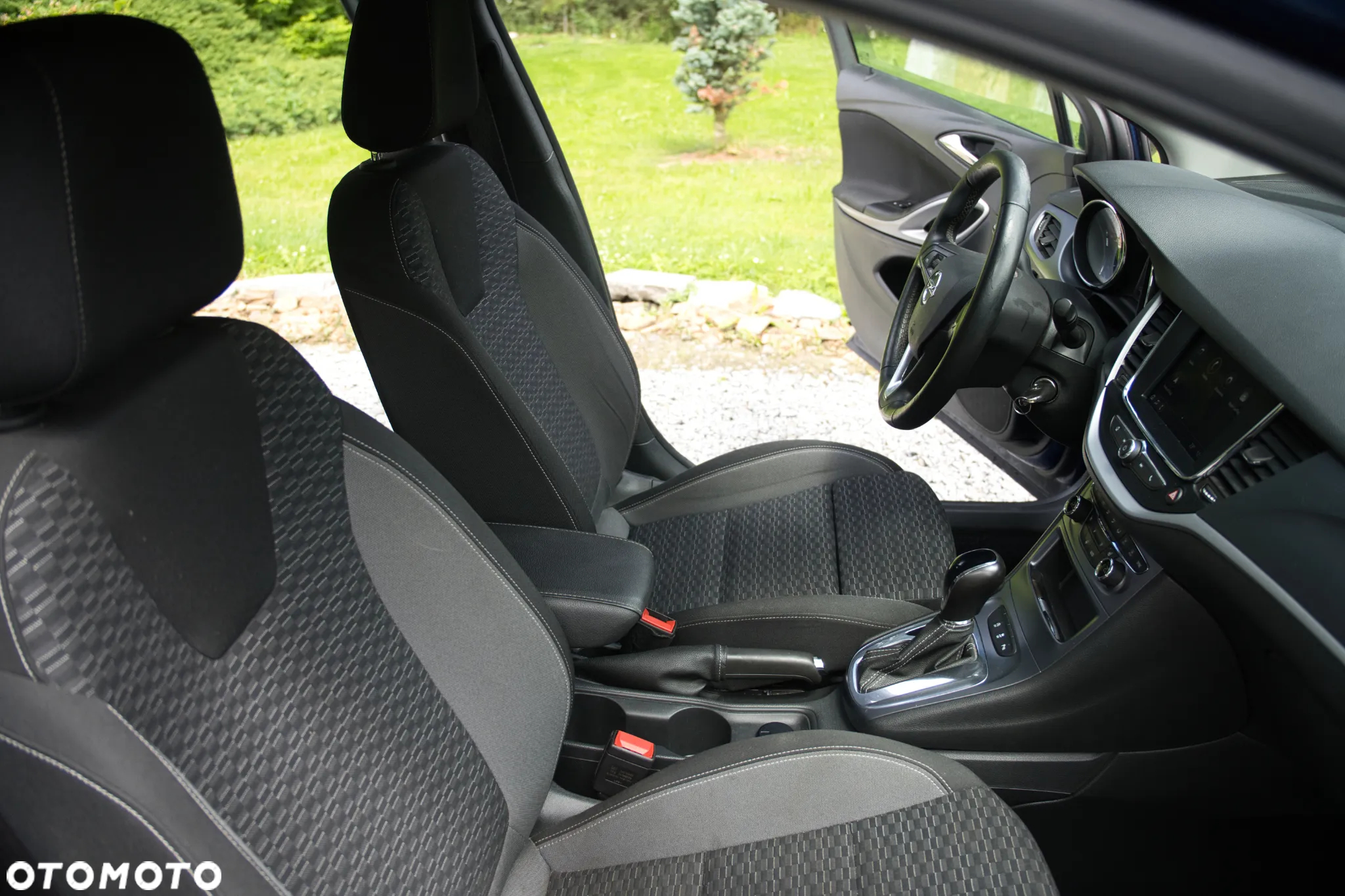 Opel Astra 1.5 D Start/Stop Automatik Business Elegance - 21