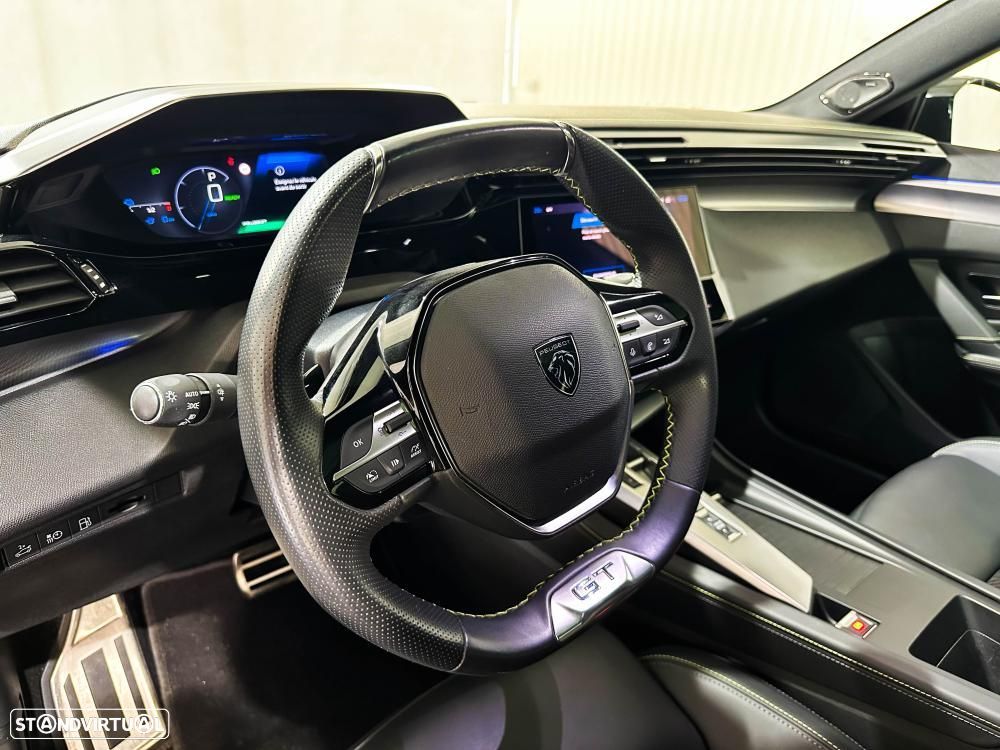 Peugeot 408 1.6 Hybrid GT e-EAT8 - 19