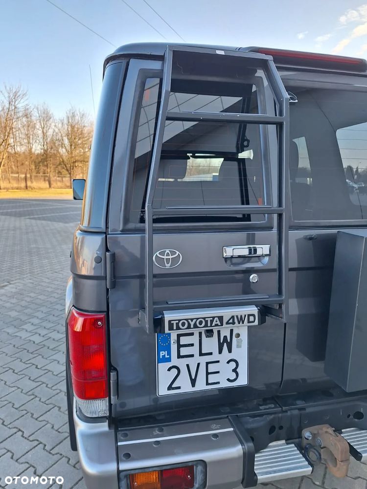 Toyota Land Cruiser LC 2.8 D-4D Prado - 10