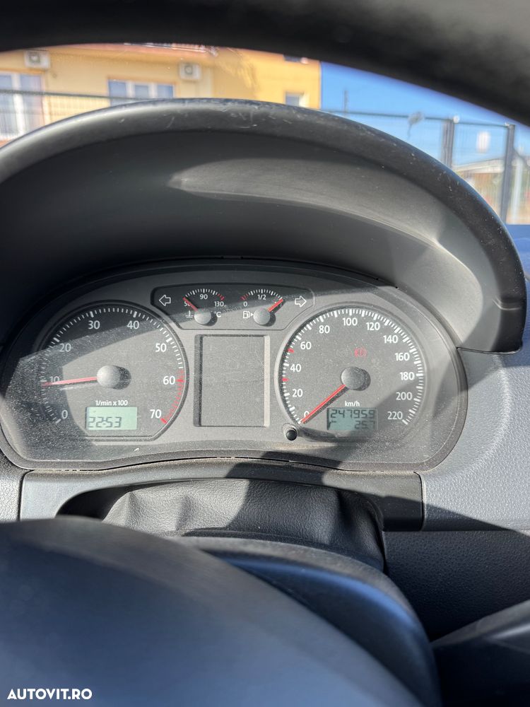 Volkswagen Polo - 10