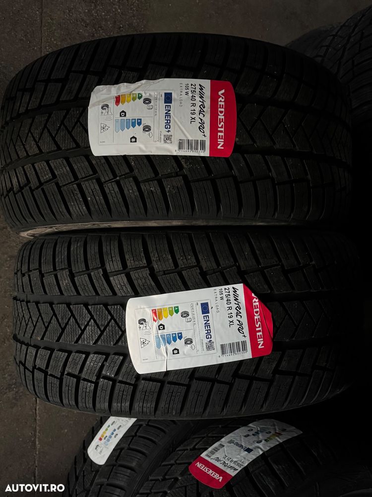 Vând 2 anvelope 275/40/19 vredestein de iarnă noi - 1